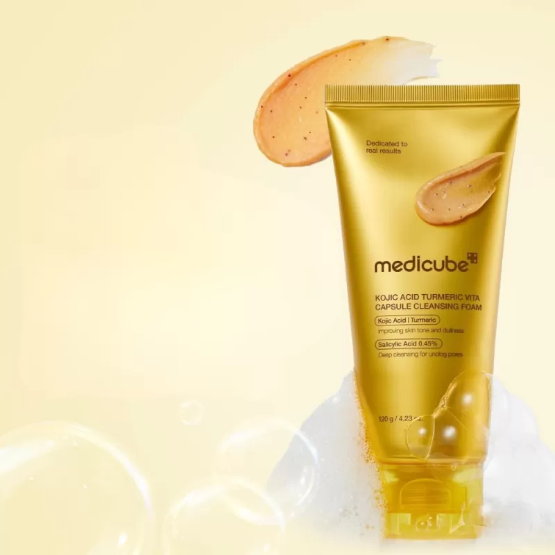Limpiador Facial Medicube Kojic Acid Turmeric Vita Capsule Cleansing Foam 0.45% Salicylic Acid - 120g