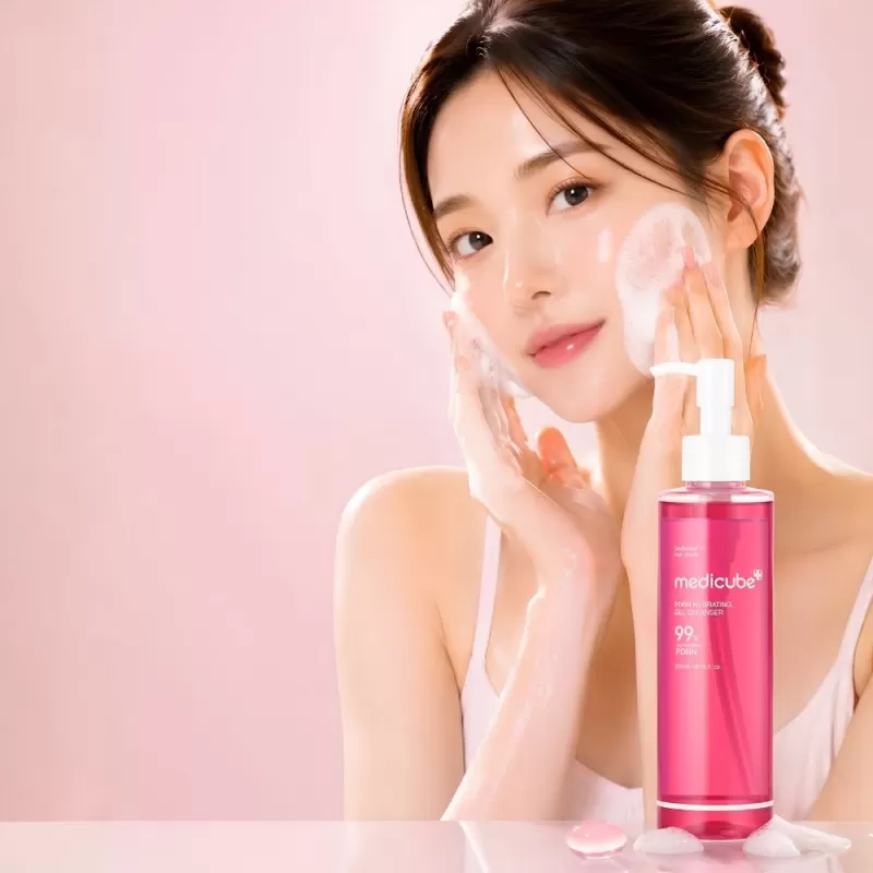 Limpiador Facial Medicube PDRN Hydrating Gel - 200mL