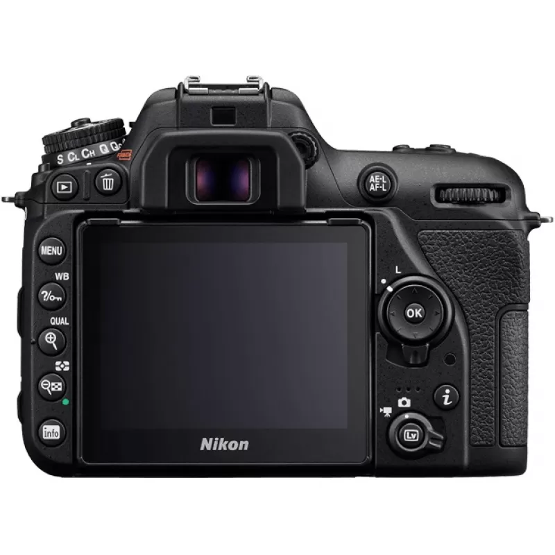 Cámara Digital Nikon D7500 Kit 18-140mm VR - Black