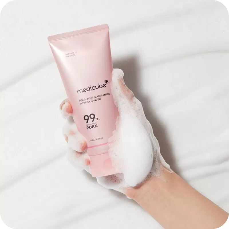 Limpiador Facial Medicube 99% PDRN Pink Niacinamida Whip - 120mL